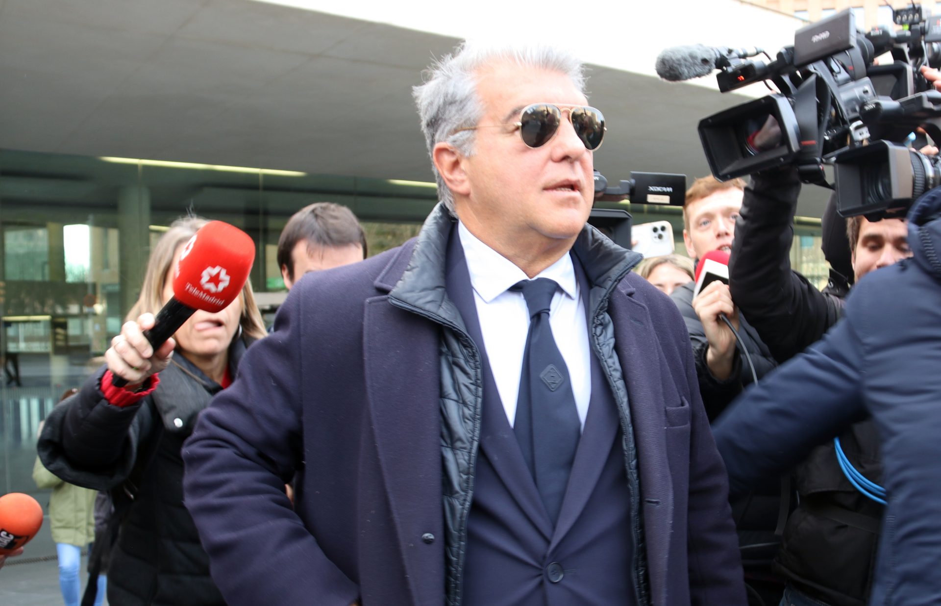 El president del Barça, Joan Laporta, després de declarar a la Ciutat de la Justícia per un presumpte delicte d'estafa El president del Barça, Joan Laporta, després de declarar a la Ciutat de la Justícia per un presumpte delicte d'estafa